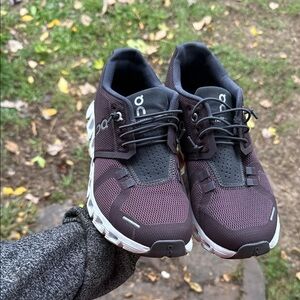 On could 5 runners lightweight